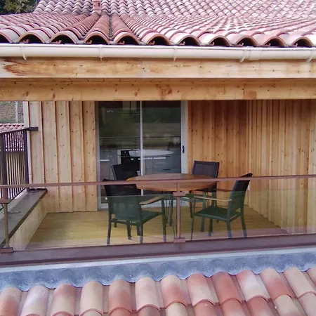 Le Sechoir Des Acacias, Les Falaises Avec Piscine Chauffee Apartman *