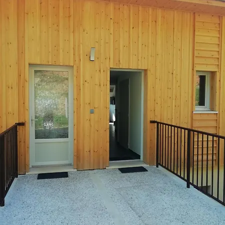 Apartment Le Sechoir Des Acacias, Gite: Les Falaises