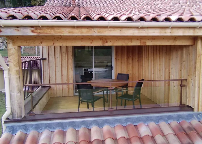 Le Séchoir Des Acacias, Gite: Les Falaises Apartamento *